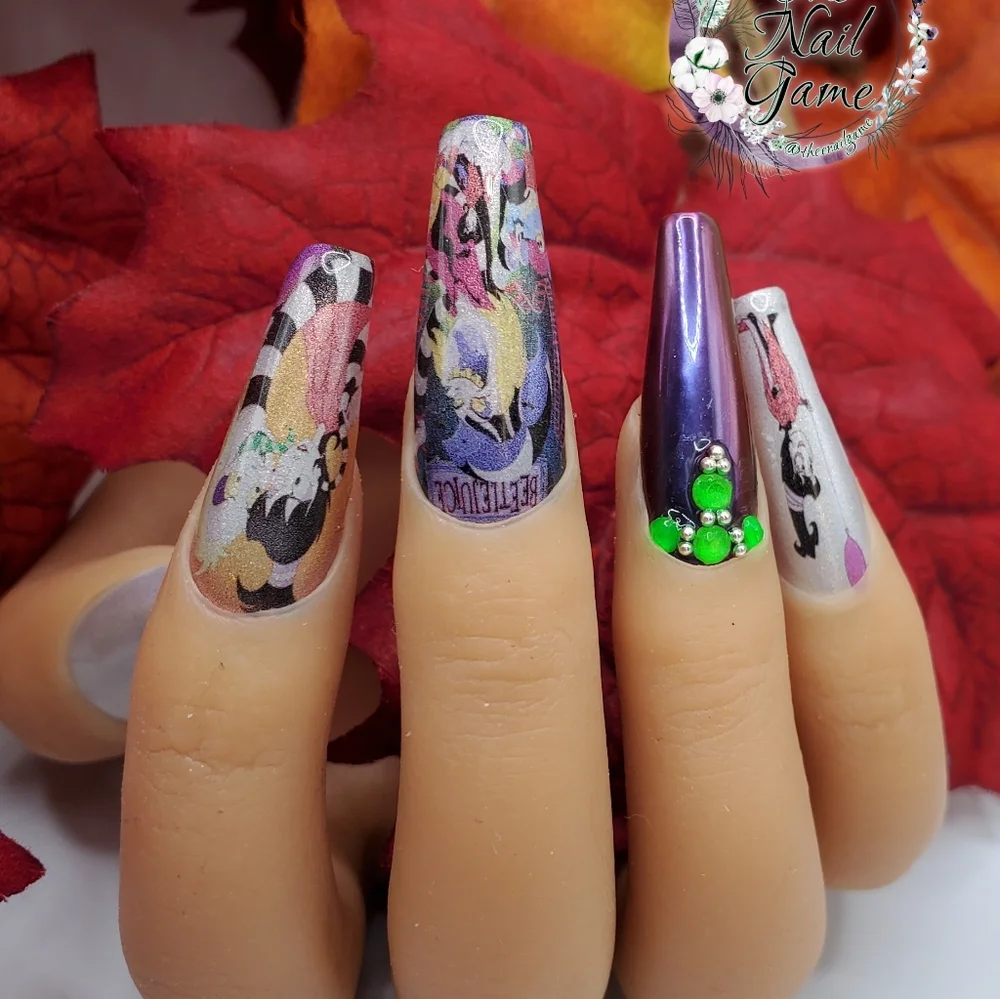 Press On Nails - Picture 3 of 13